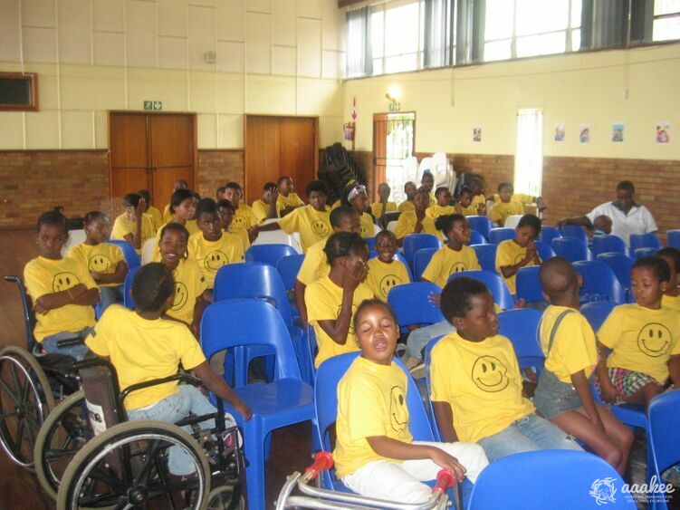  - Food & Groceries to the Ithembelihle Lsen School