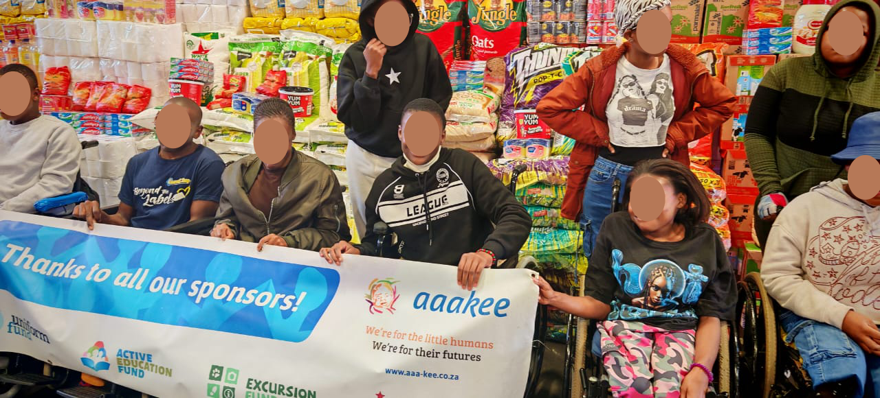  - Ithembelihle Lsen School Food Handover